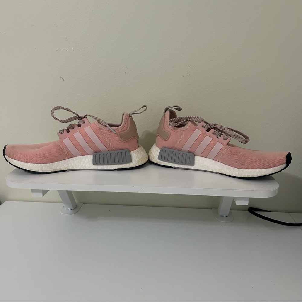Adidas | Women’s NMD R1 Vapour Pink Light Onix Sneakers | Size 8